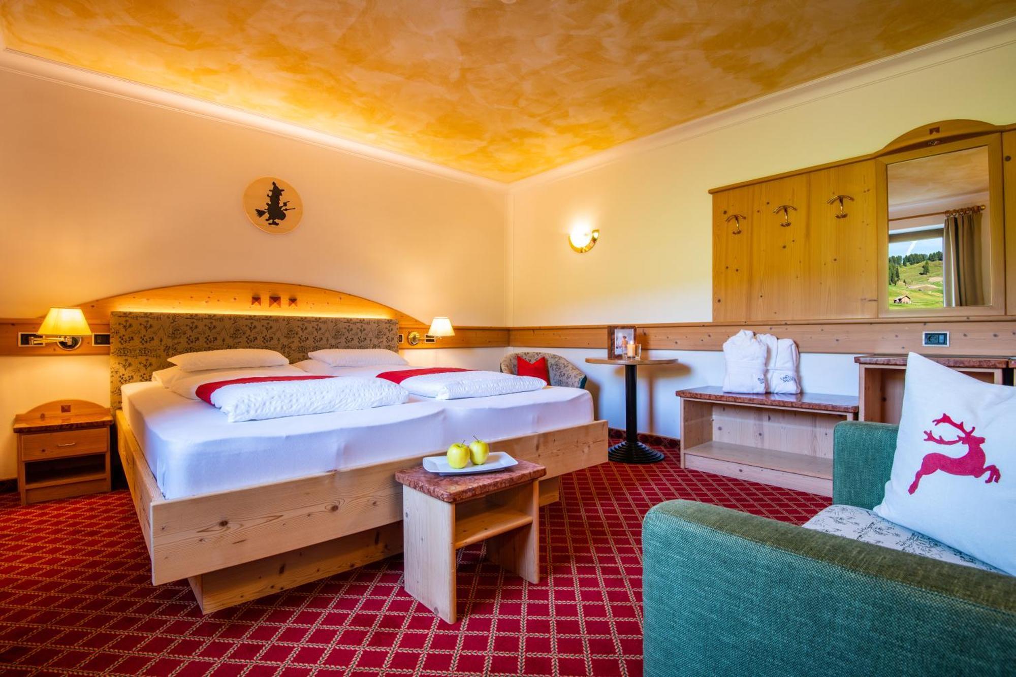 Saltria - Your Alpine Experience Alpe Di Siusi Εξωτερικό φωτογραφία